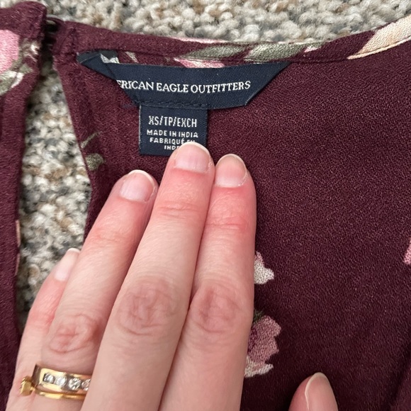 Bundle 3/$15 - AE Floral Romper - Picture 6 of 6